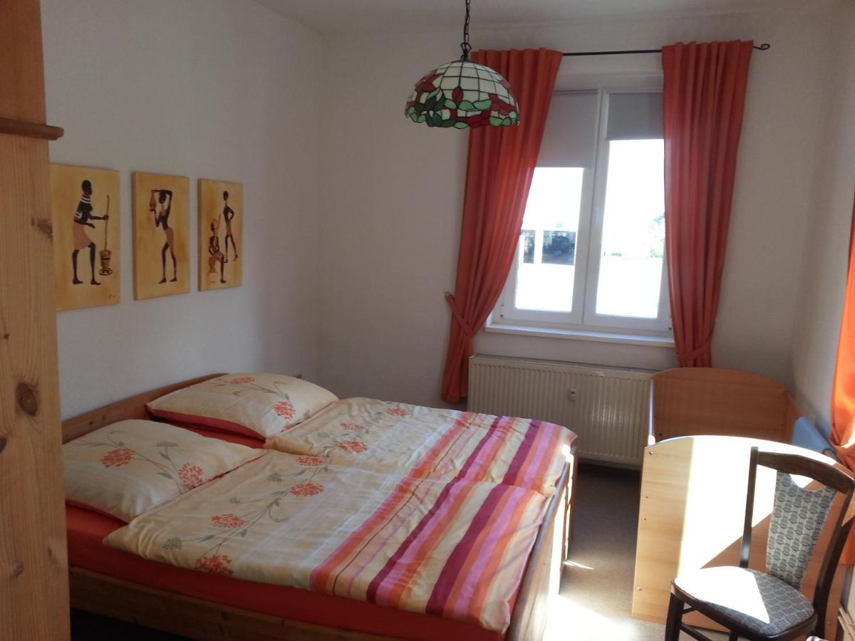 Grosse Wohnung Nossentiner Huette Eksteriør billede